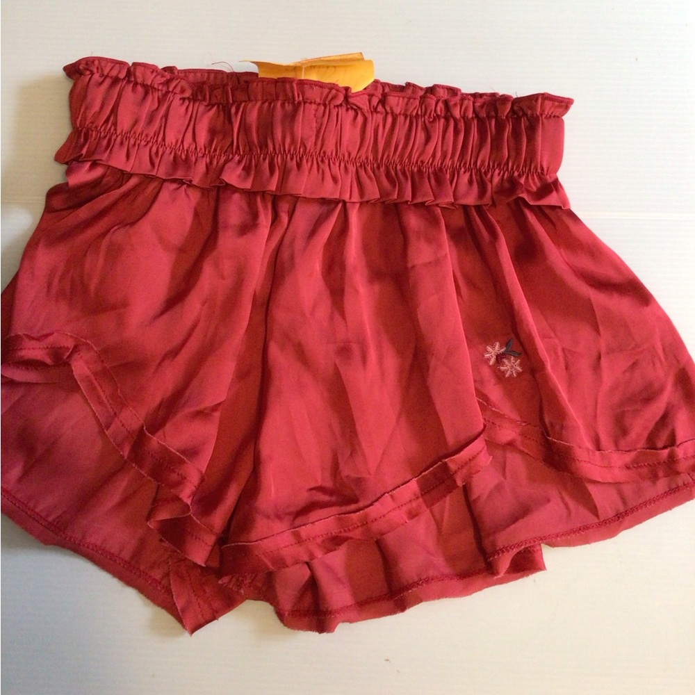 RArE ! Free People silky floral short